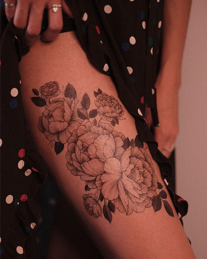 Top Seller tattoo "Big Blossom Black leaves"